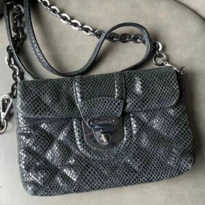 Calvin Klein Crossbody in Black Pebbled Leather with silvertone hardware